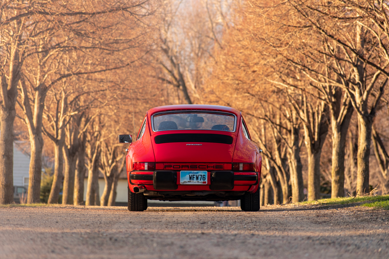 Illustration for article titled Your Ridiculously Awesome Porsche 912E Wallpapers Are Here